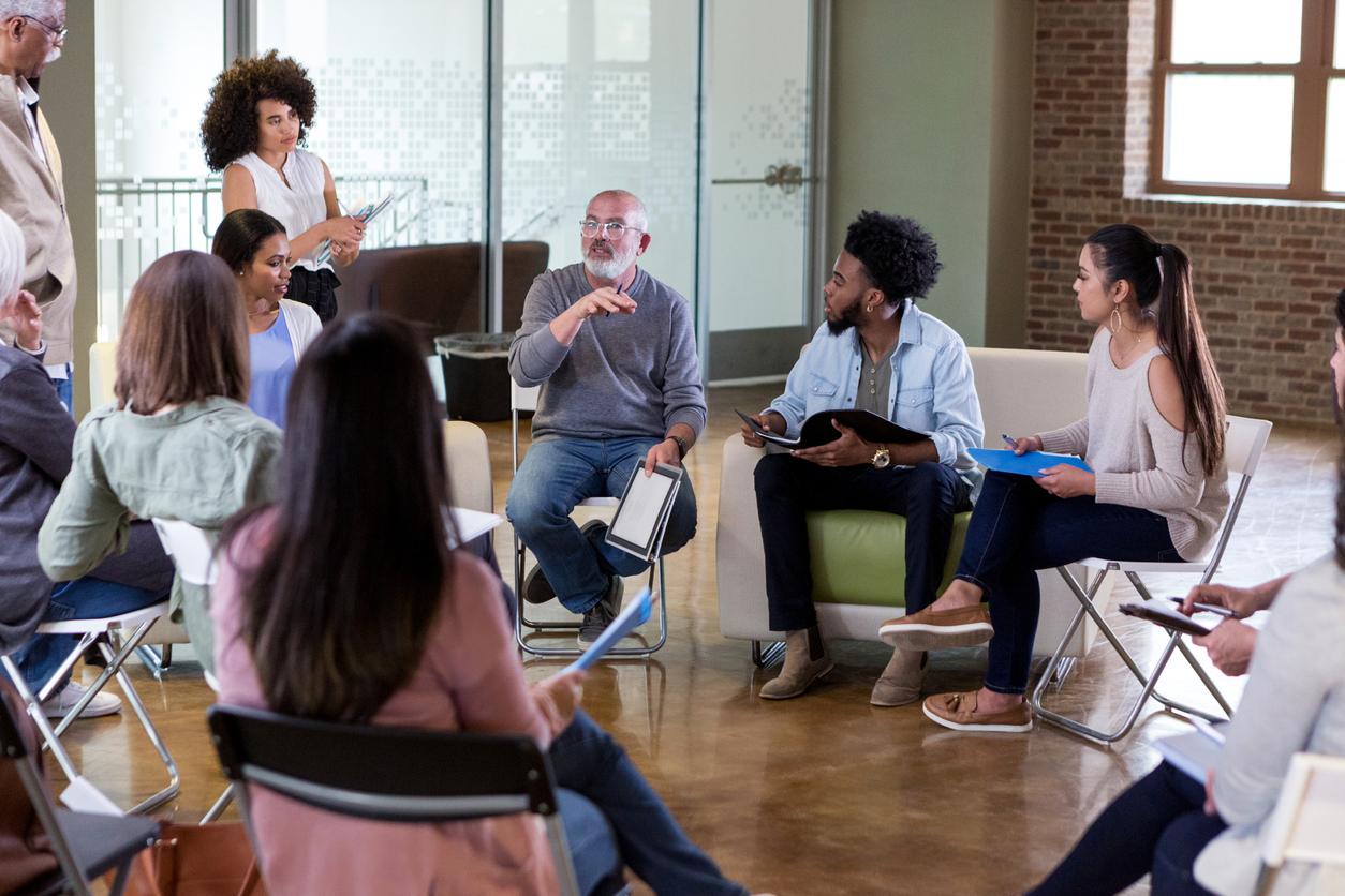 Building Lasting Connections: Strategies for Fostering Audience Relationships