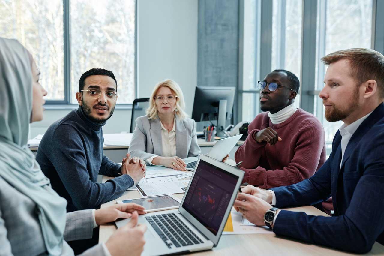 Building Bridges: The Role of Diverse Perspectives in Campaign Success