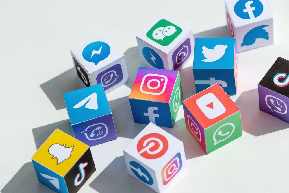 Innovative Collaborations: Exploring Cross-Platform Influencer Strategies