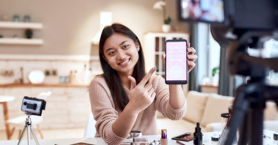 Building authentic Connections: The New Face of Influencer Content